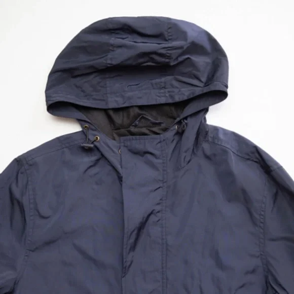 Weatherproof - Picture 7 of 9